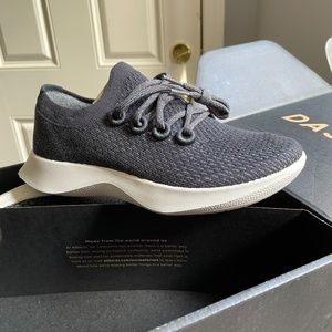 New allbirds Tree Dashers Thunder/White size 7